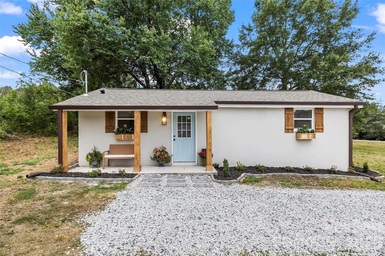 655 Lakeview Rd., Salisbury, NC 28147