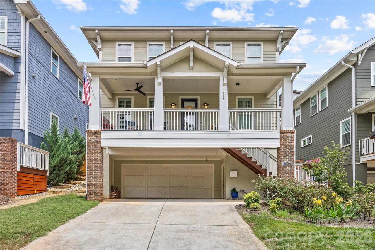 1923 Hamorton Pl., Charlotte, NC 28205