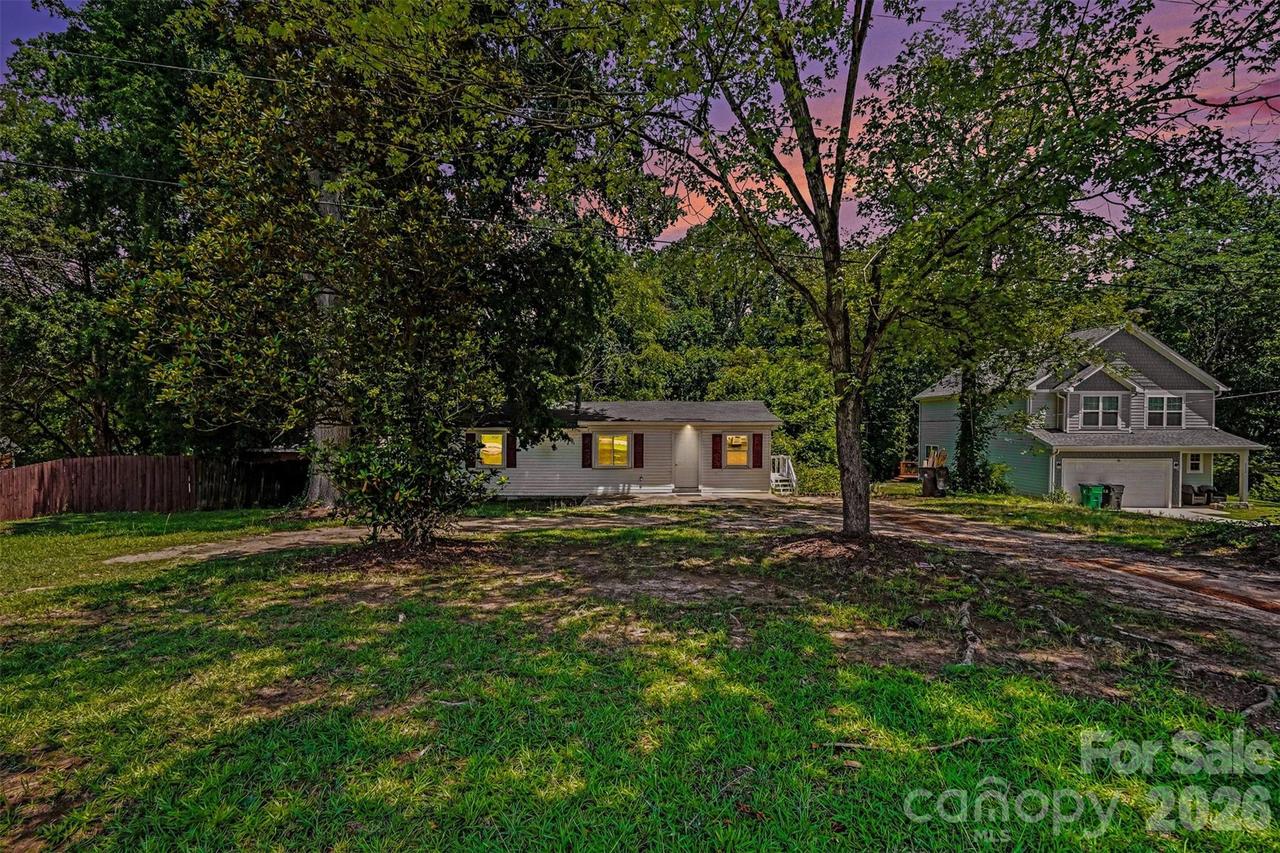 8232 Starnes Randall Rd., Charlotte, NC 28215