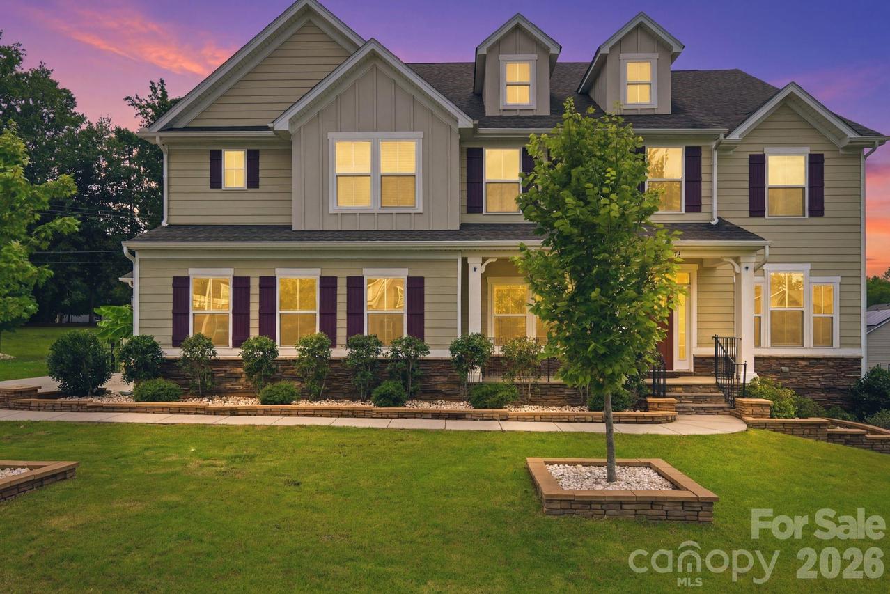 4383 Deerpark Ct., Harrisburg, NC 28075