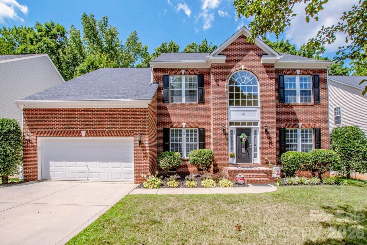 121 Crimson Orchard Dr., Mooresville, NC 28115