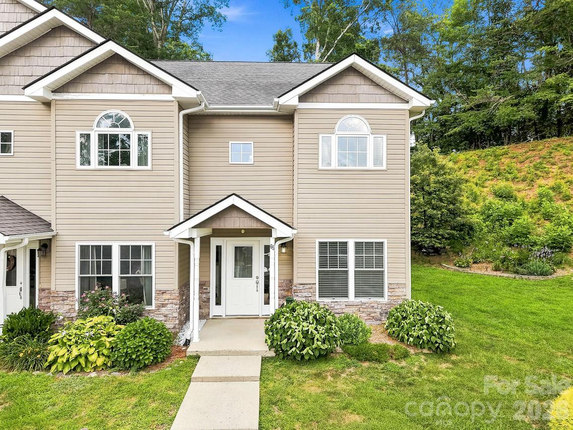 65 Cherry Laurel Ln., Swannanoa, NC 28778