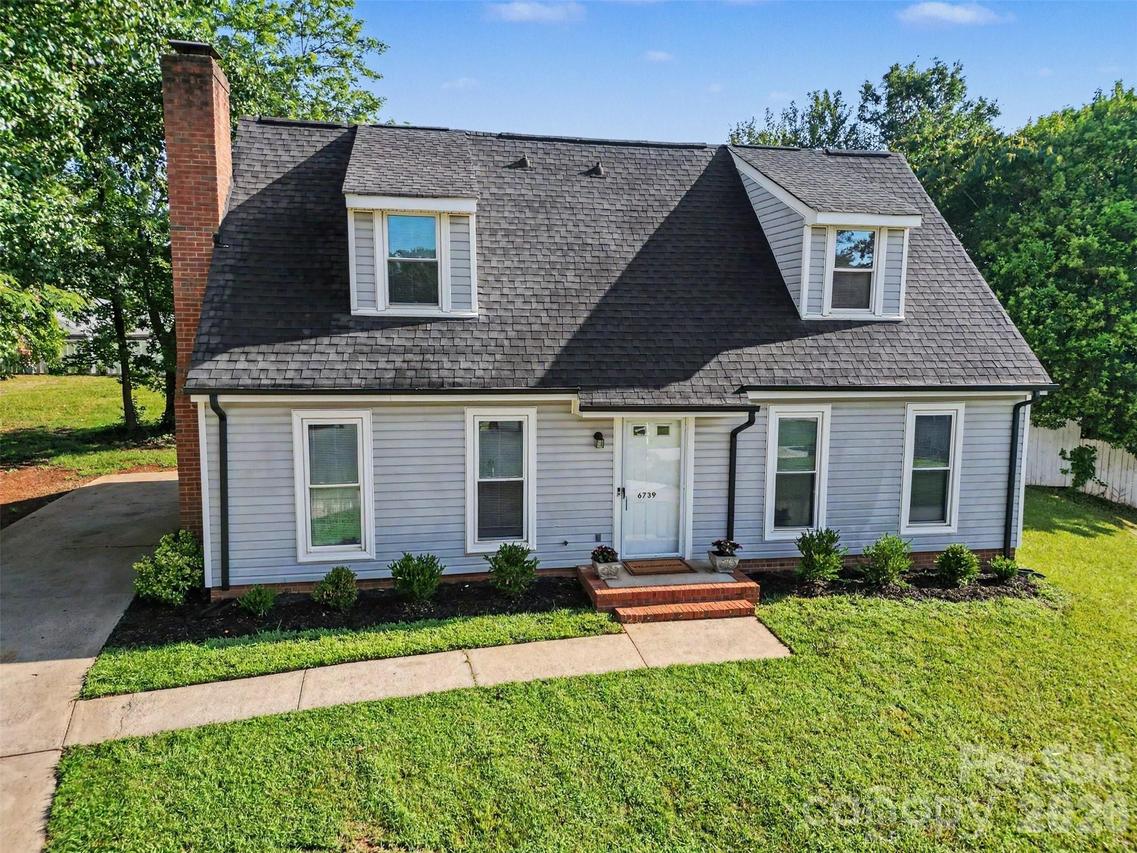 6739 Old Meadow Rd., Charlotte, NC 28227
