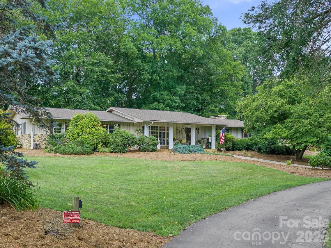 1617 California Creek Rd., Mars Hill, NC 28754