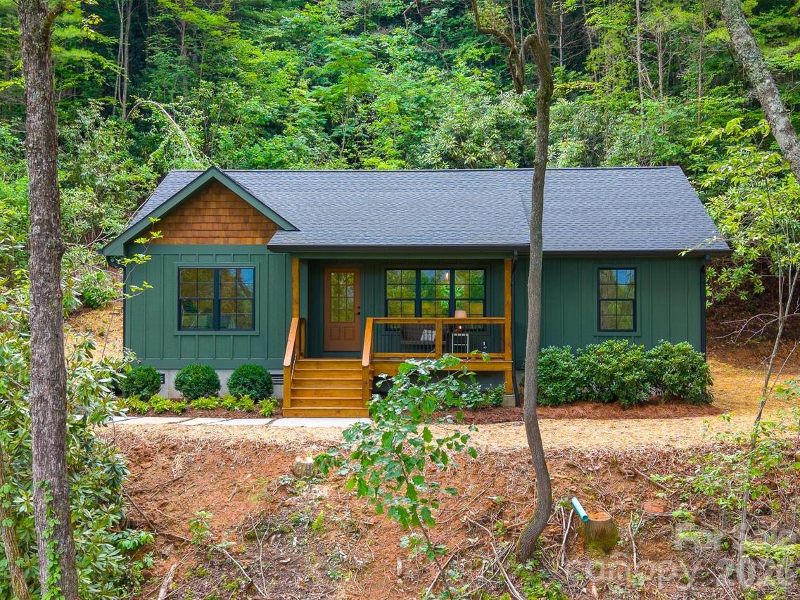 264 Westridge Rd., Sylva, NC 28779