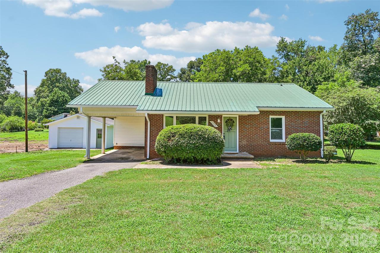 1130 Buffalo Shoals Rd., Statesville, NC 28677