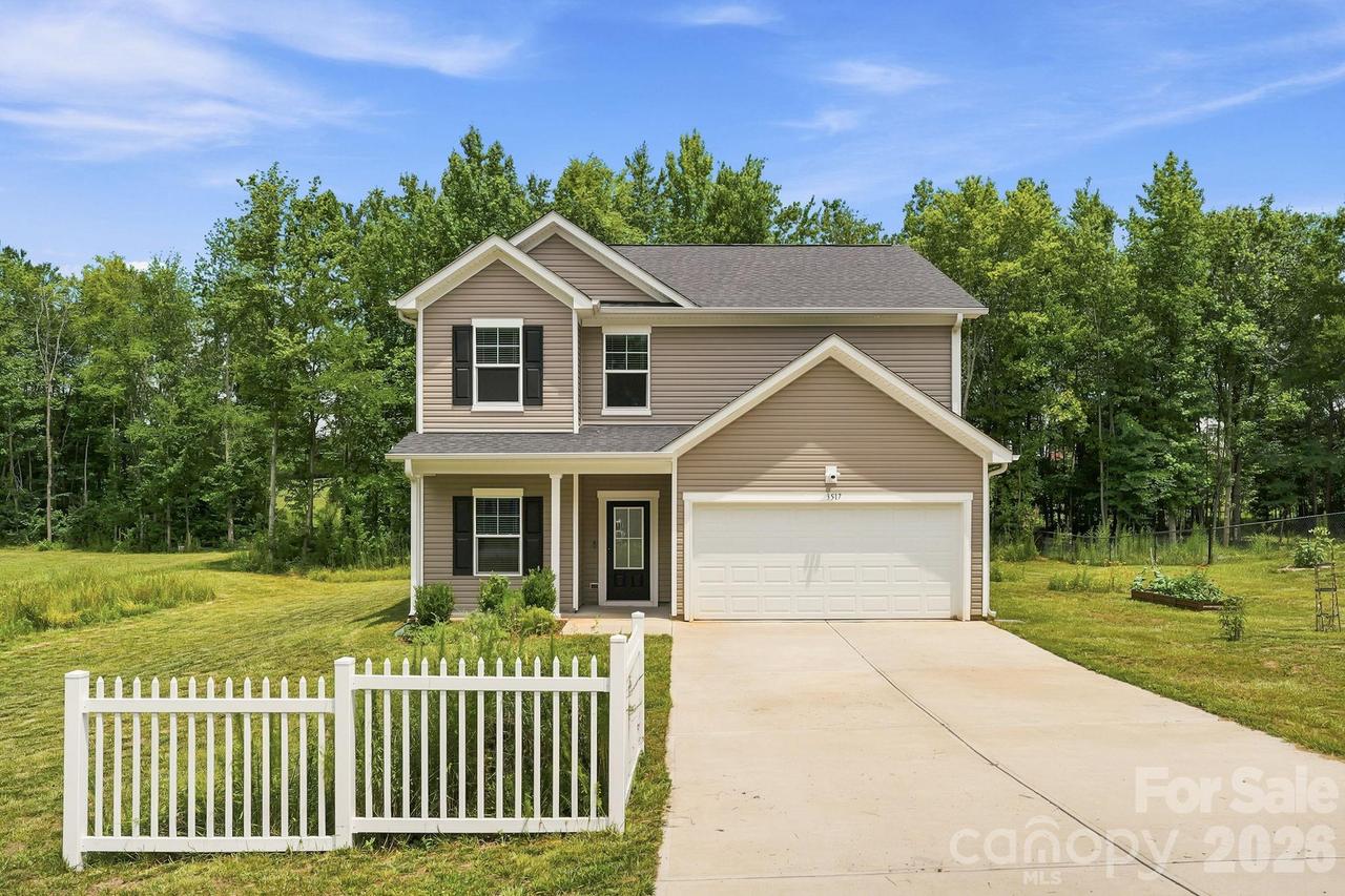 3517 Cambridge Pl., Statesville, NC 28625