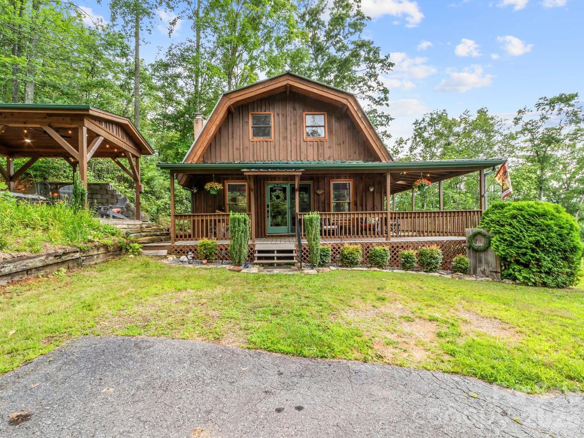 1901 Blue Rock Rd., Burnsville, NC 28714