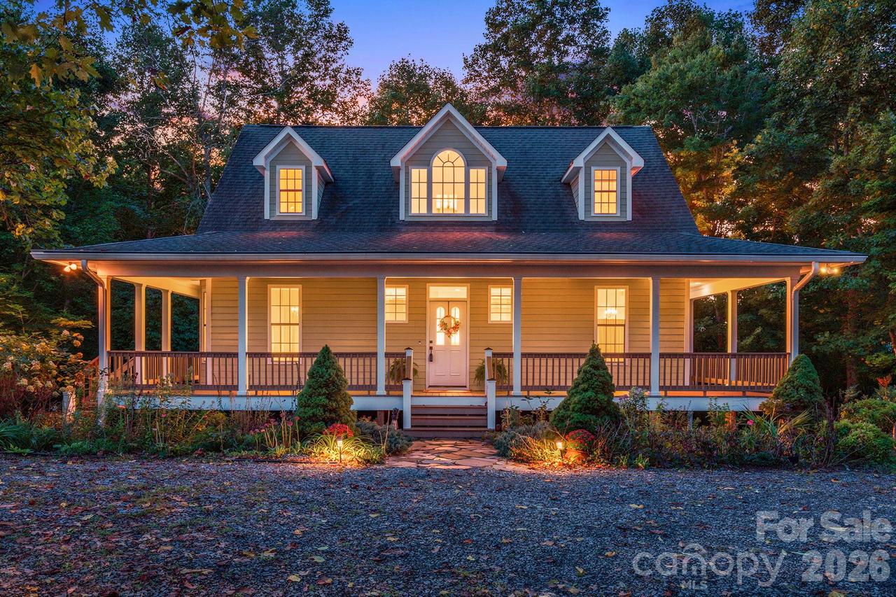 95 Ashworth Dr., Fairview, NC 28730