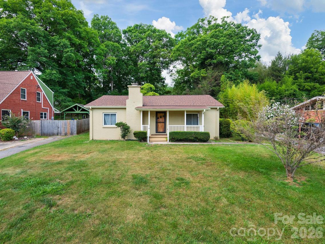 44 Bear Creek Rd., Asheville, NC 28806