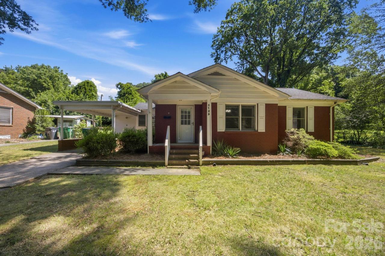 3129 Iredell Dr., Charlotte, NC 28269