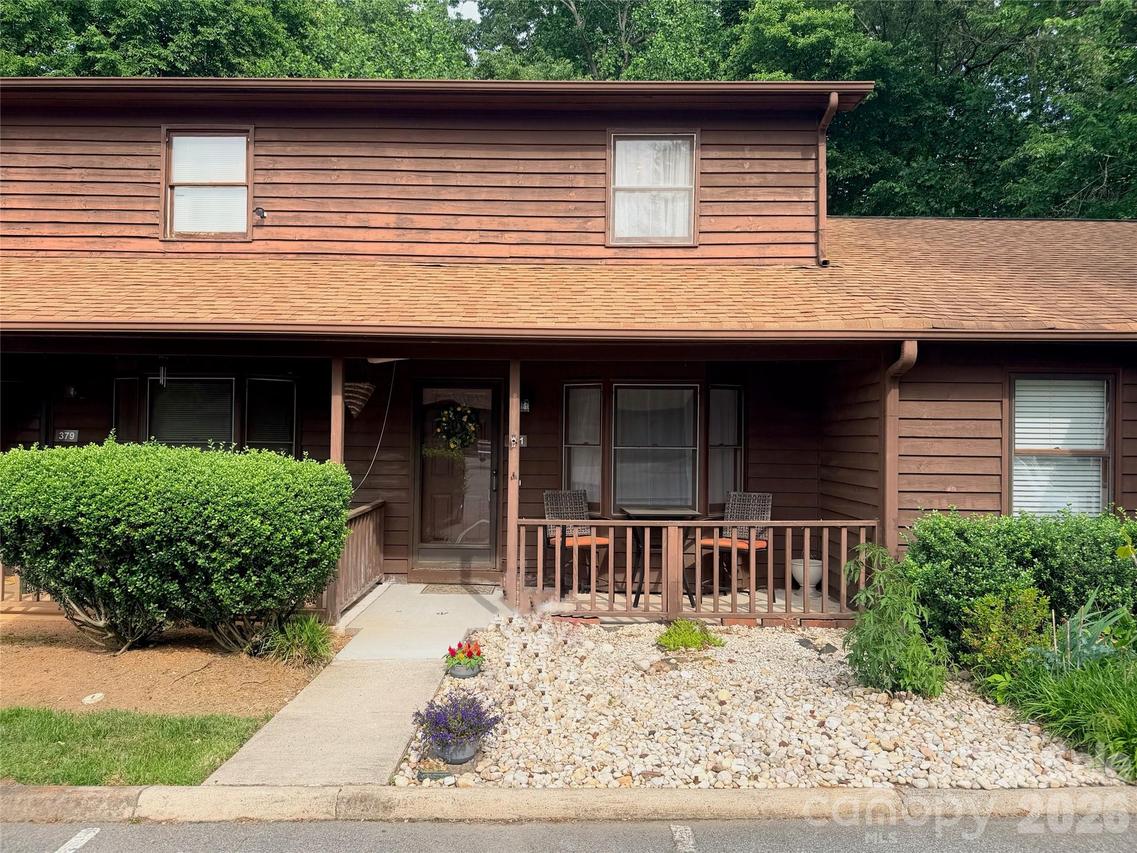 381 James Ct. #11, High Point, NC 27265