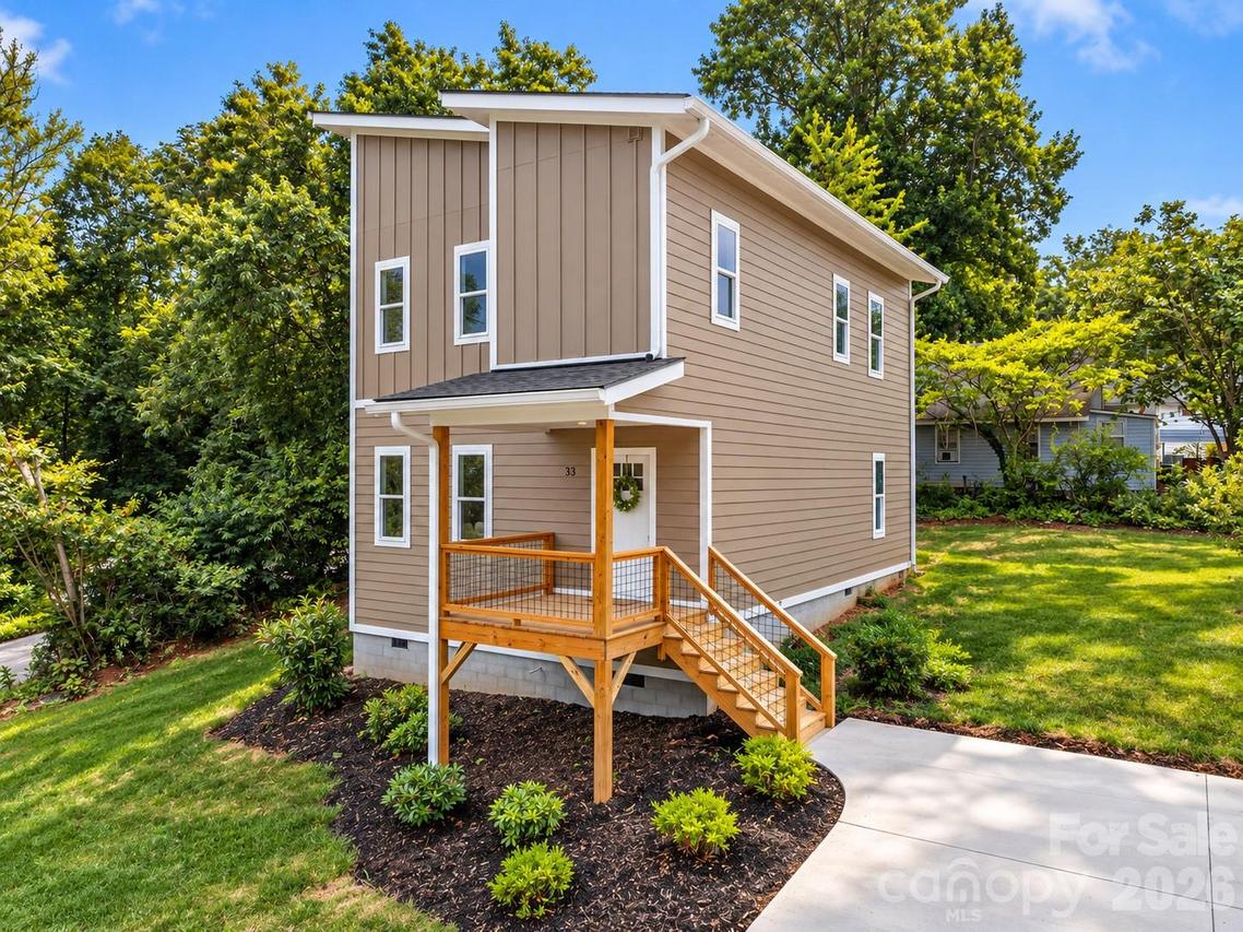 33 Elkwood Ave., Asheville, NC 28804