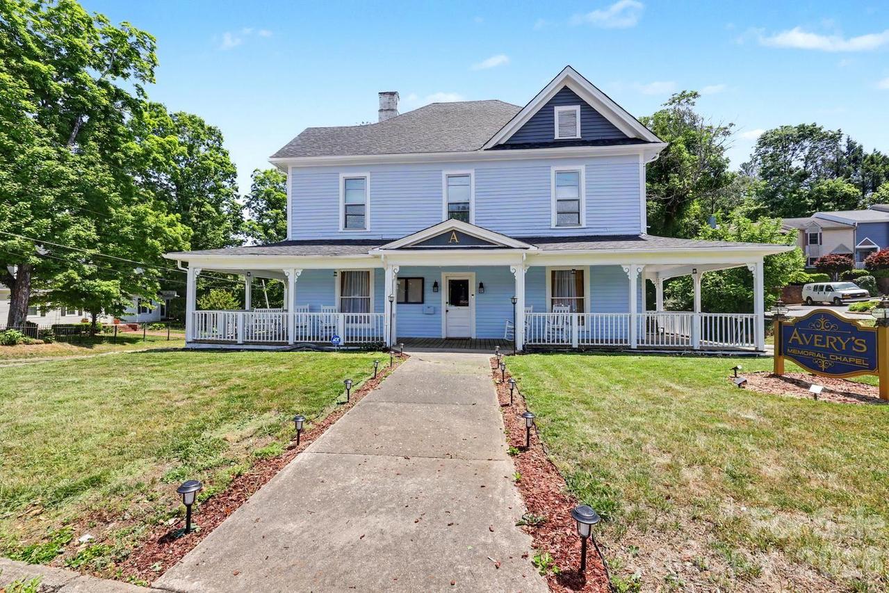 601 College Ave., Lenoir, NC 28645