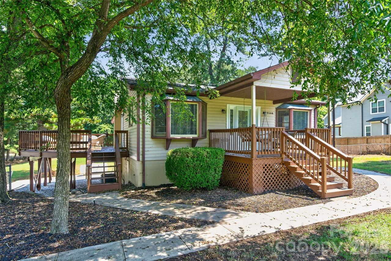 7040 Pear Tree Rd., Charlotte, NC 28216
