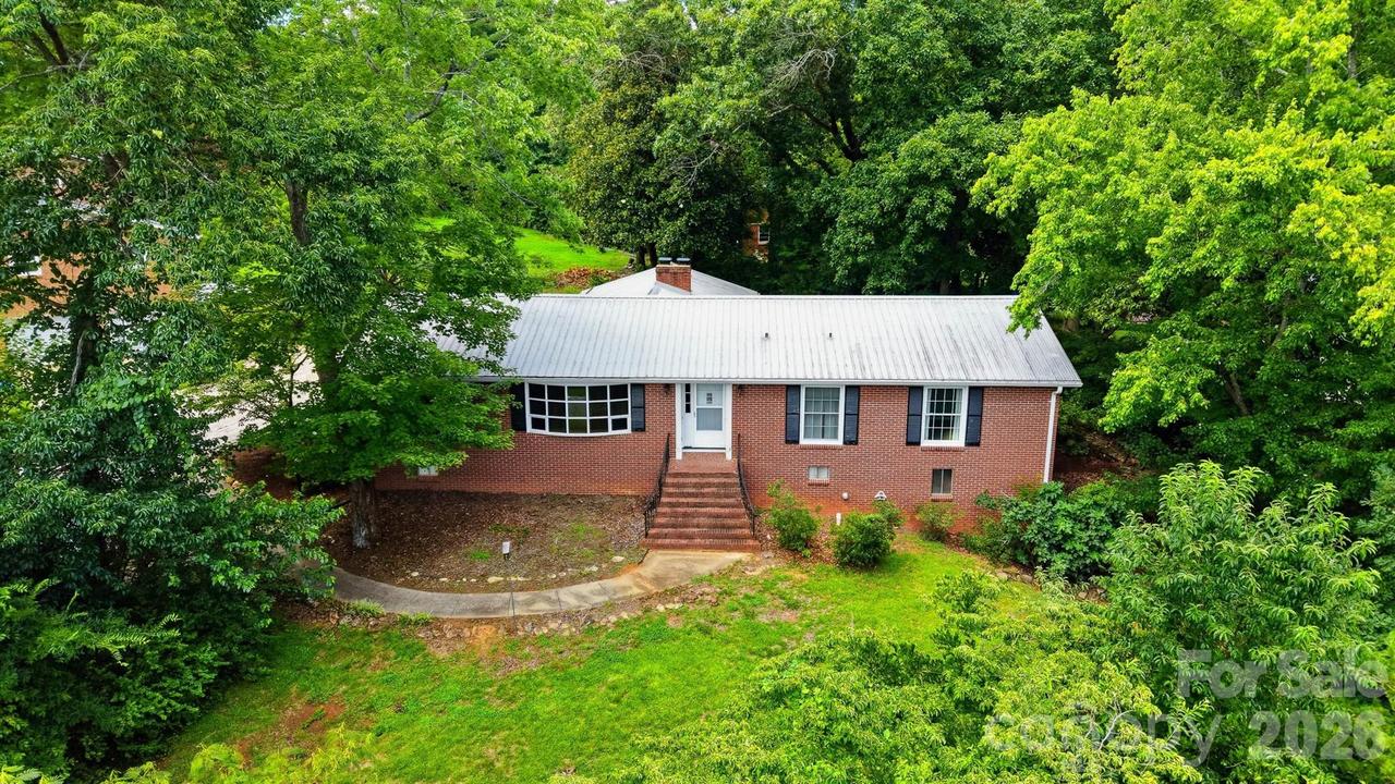 466 Shiloh Church Rd., Hickory, NC 28601