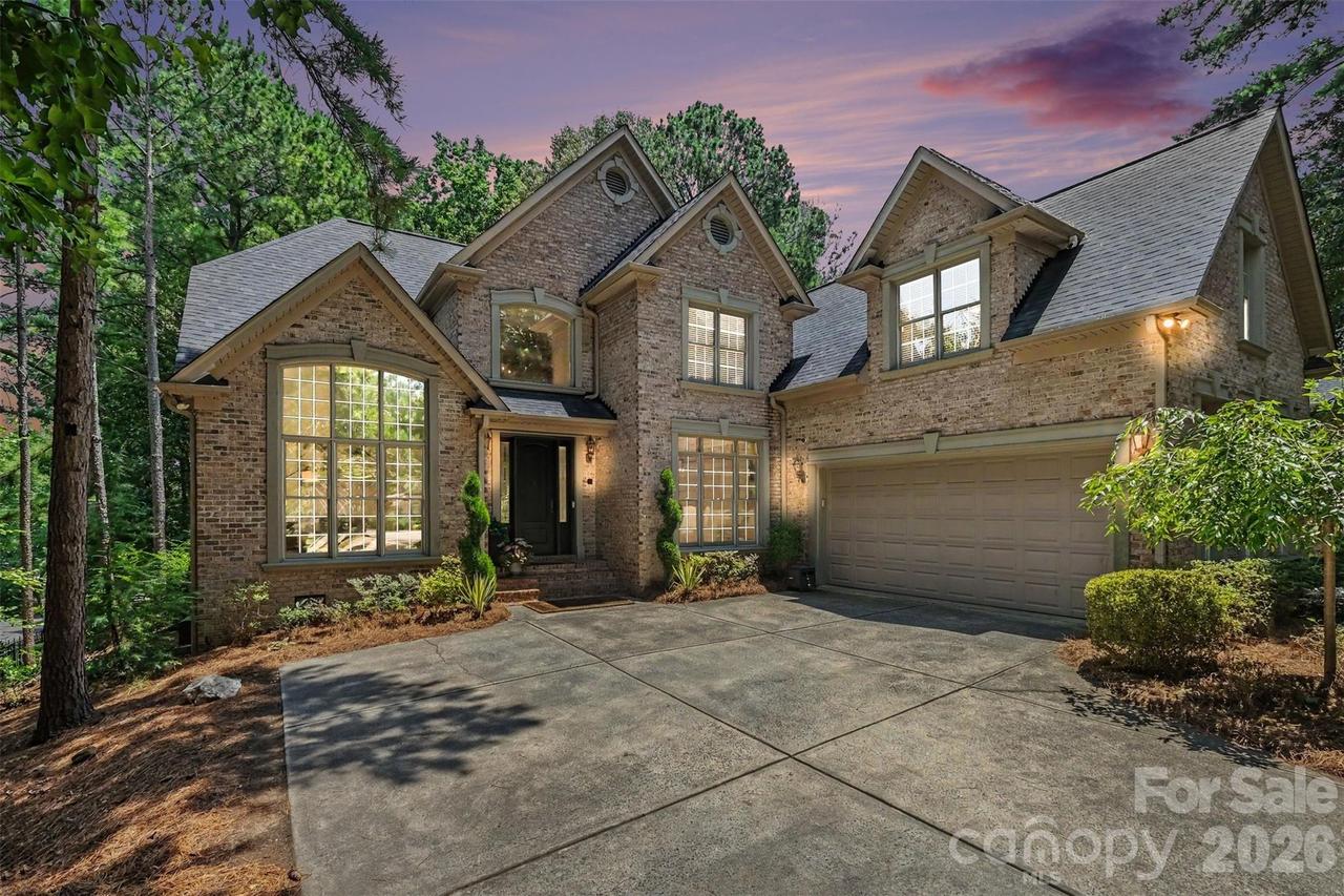 109 Whiterock Dr., Mount Holly, NC 28120