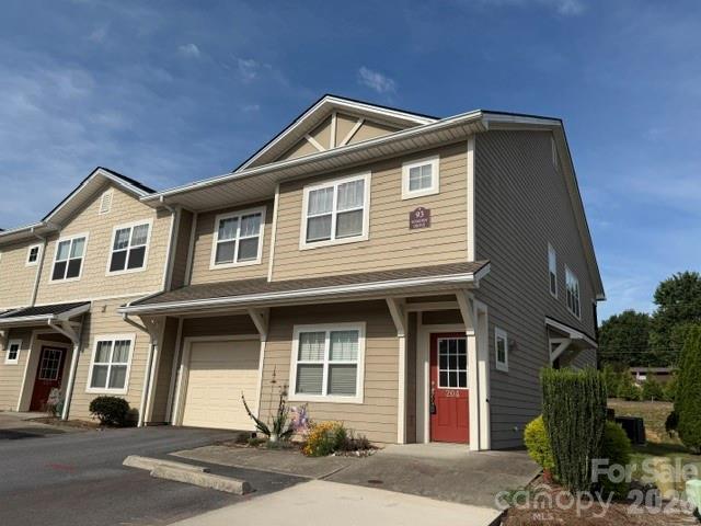 93 Foxden Dr. #204, Fletcher, NC 28732