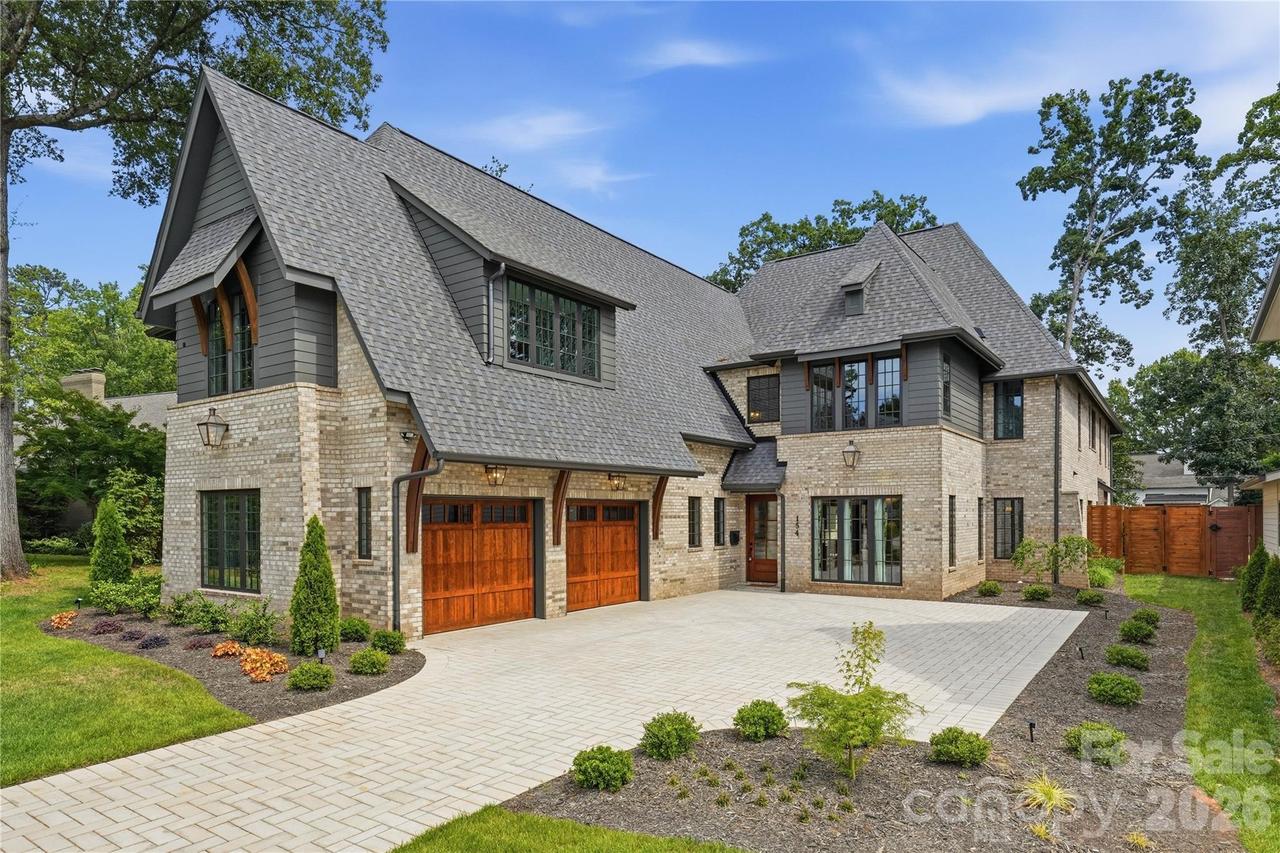 154 N Canterbury Rd., Charlotte, NC 28211