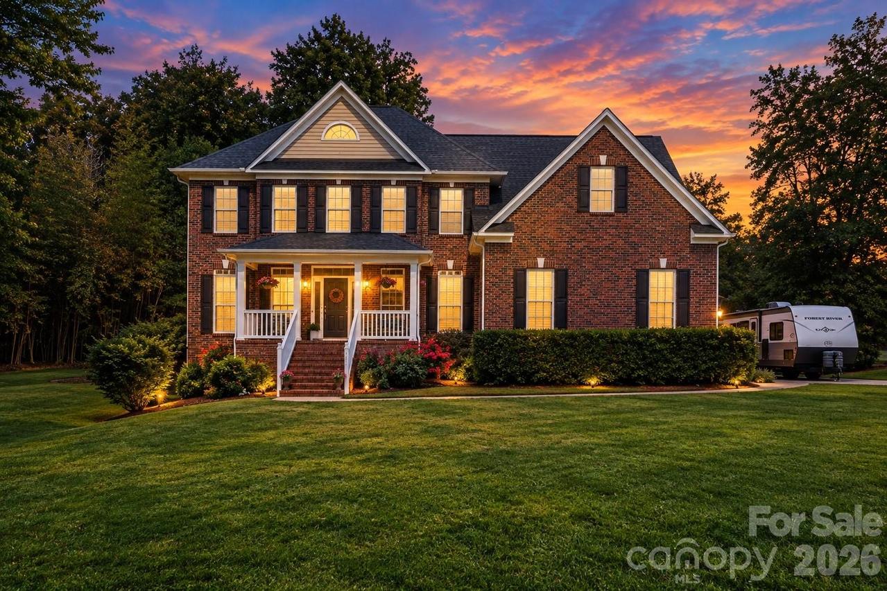 4858 Elmhurst Dr., Hickory, NC 28601