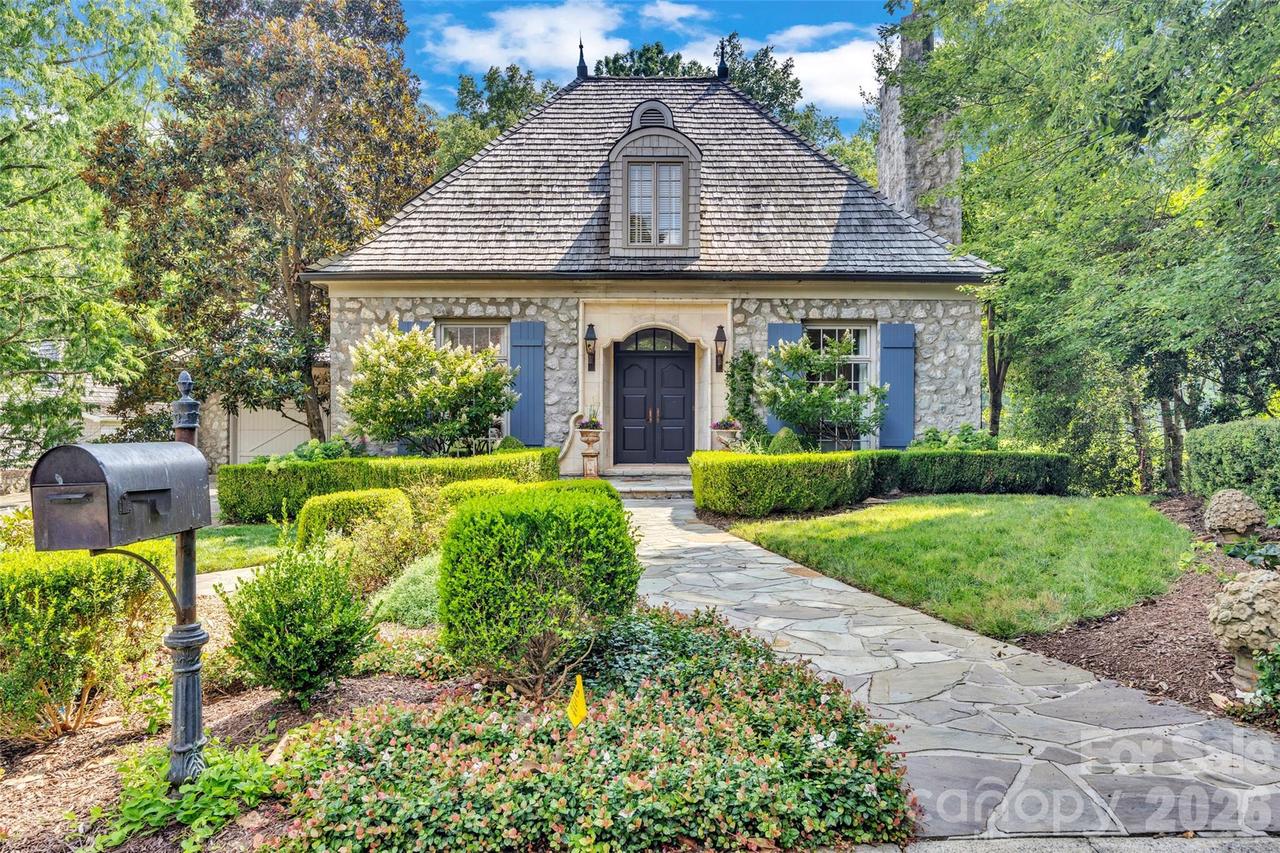 2214 La Maison Dr., Charlotte, NC 28226