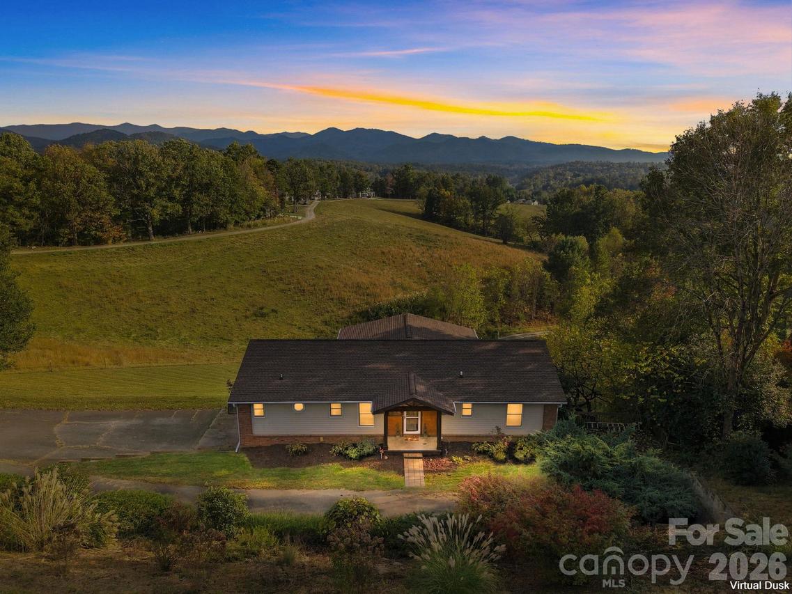 441 Country Dr., Mars Hill, NC 28754