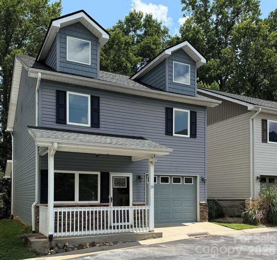 31 English Ivy Rd., Asheville, NC 28806