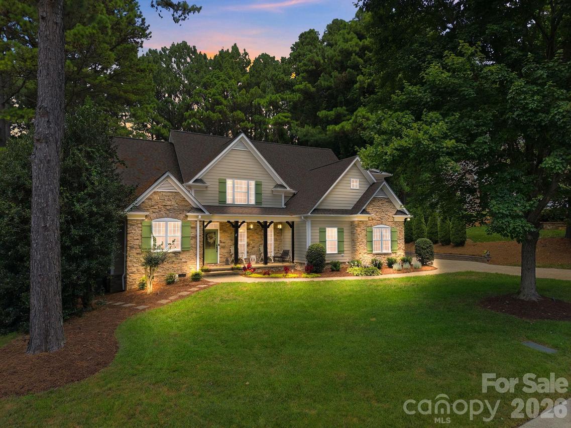 240 Silvercliff Dr., Mount Holly, NC 28120