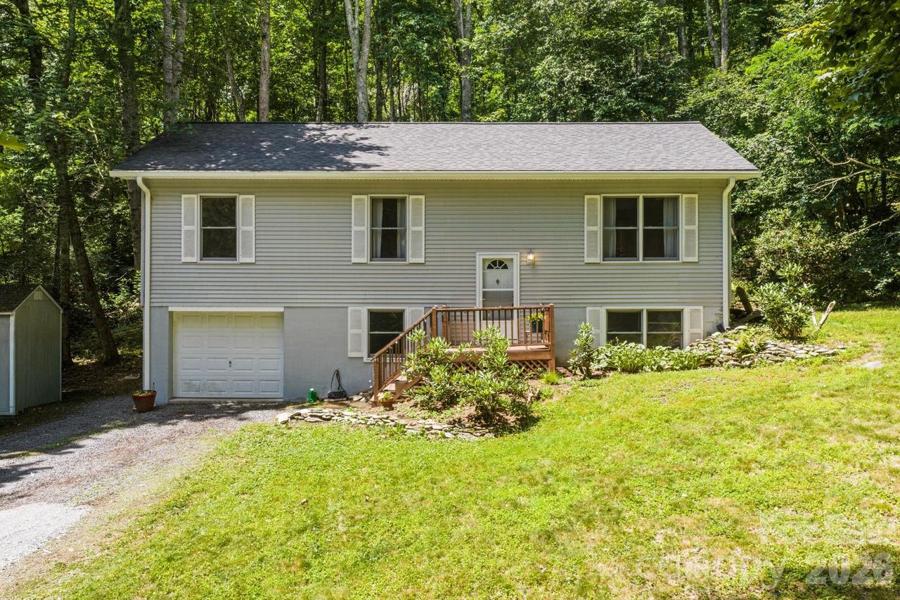 100 Summersweet Dr., Banner Elk, NC 28604