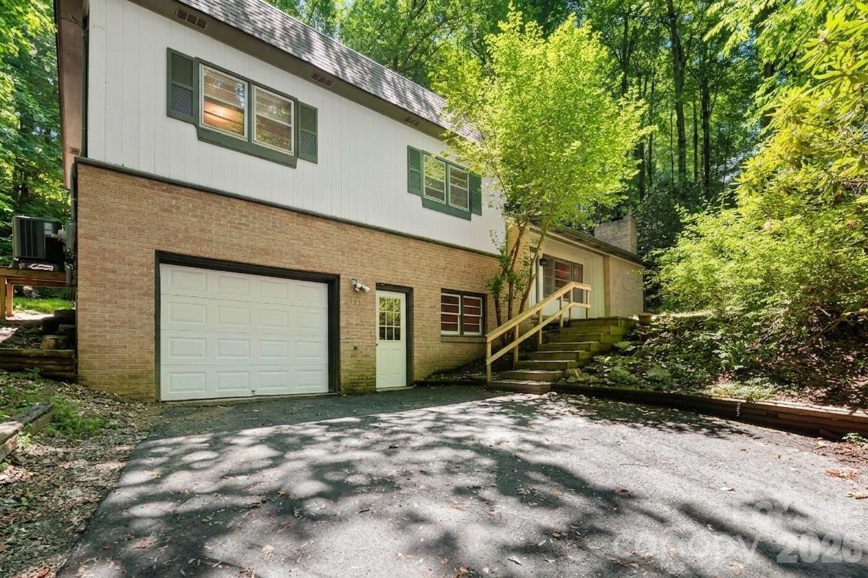 121 Horseshoe Dr., Boone, NC 28607