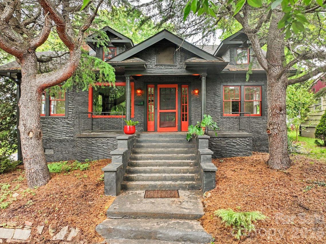 35 Northview St., Asheville, NC 28801