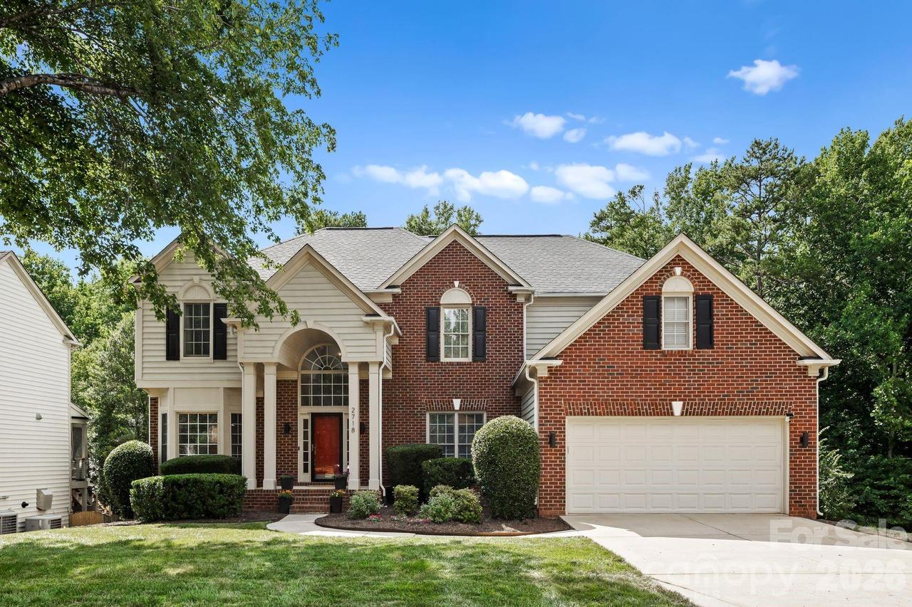 2718 Peverell Ln., Charlotte, NC 28270