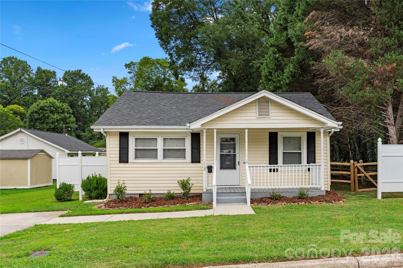 112 Harris St., Belmont, NC 28012