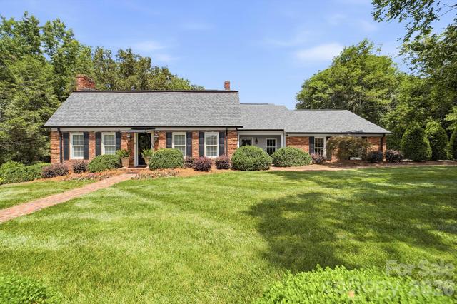 New Golf Course Lots For Sale in Statesville: July 14th to July 20th