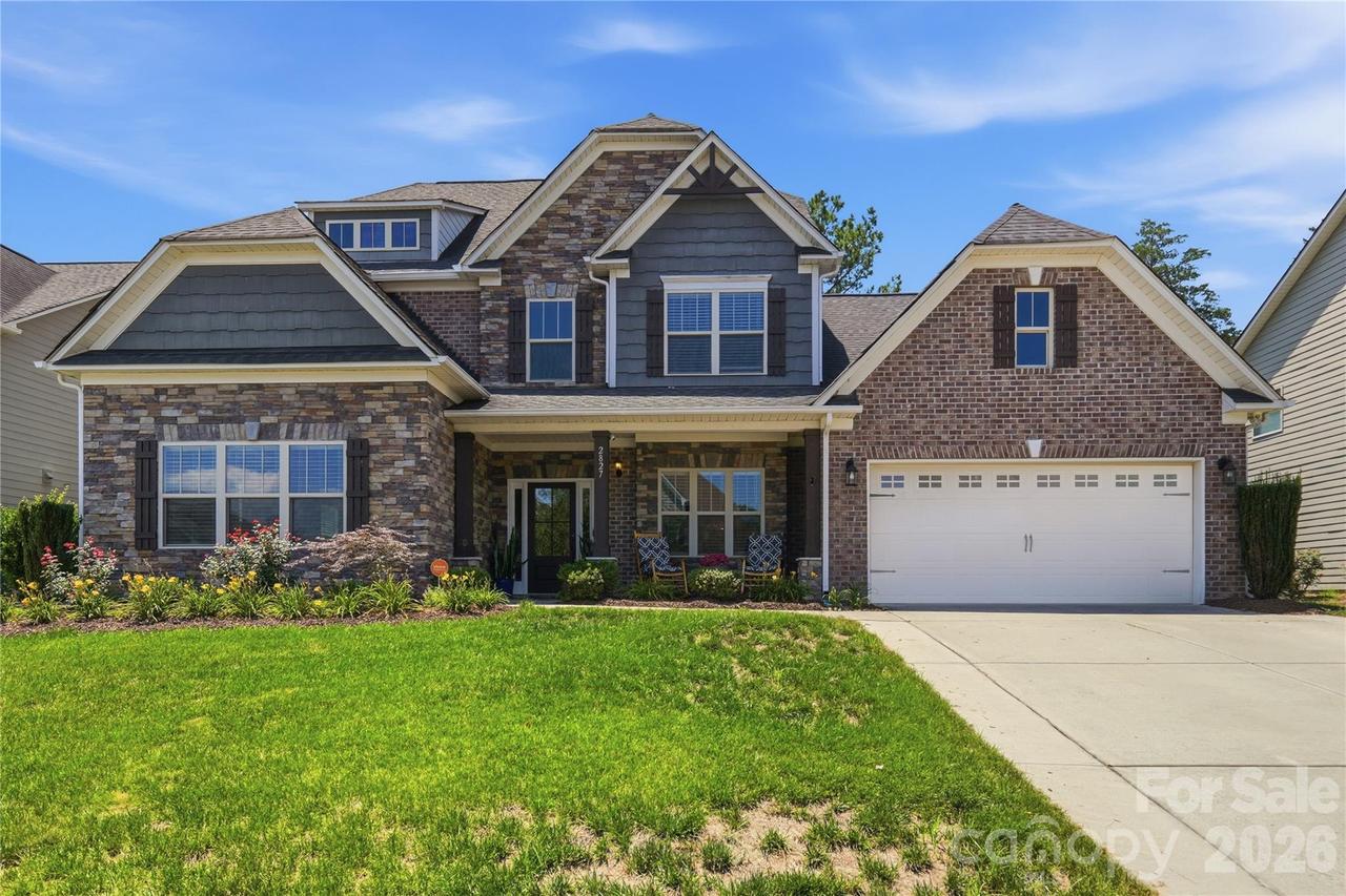 2827 Donegal Dr., Kannapolis, NC 28081