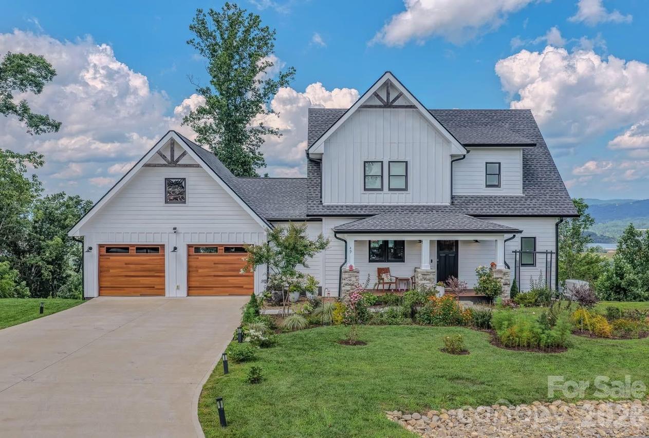 49 Arabella Ln., Arden, NC 28704