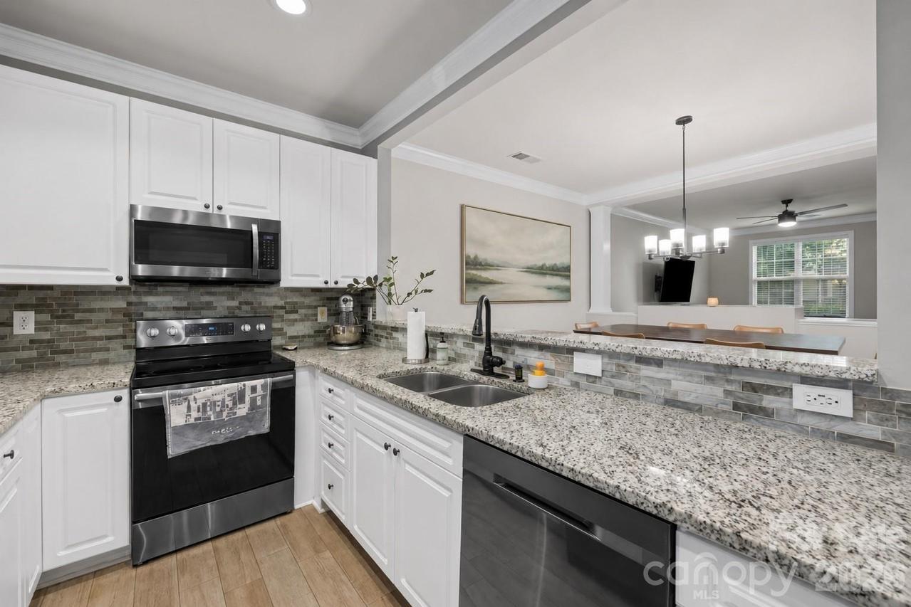 11143 Dundarrach Ln., Charlotte, NC 28277