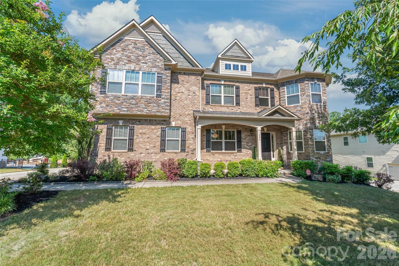 1406 Laurel Hill Dr., Waxhaw, NC 28173