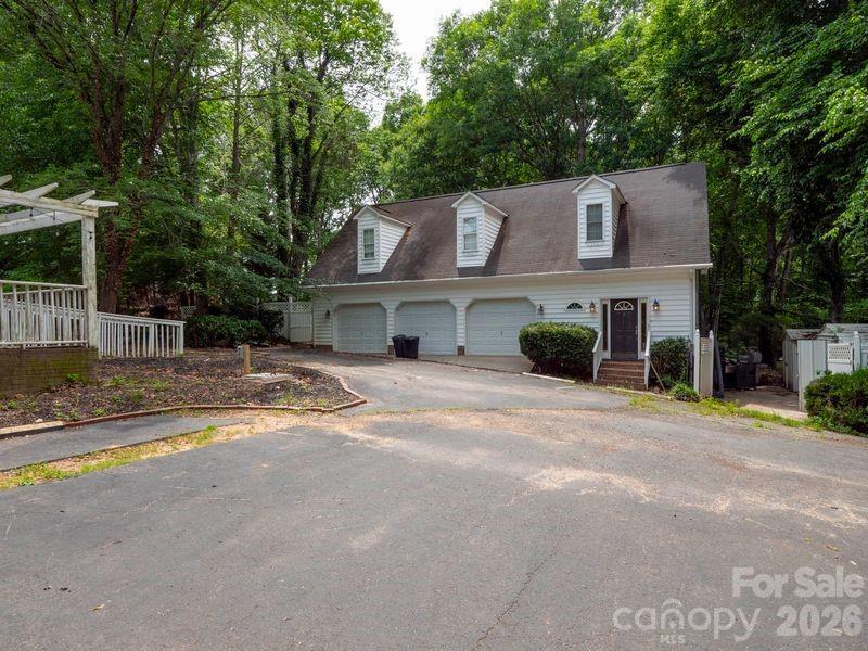 9126 S Providence Rd., Waxhaw, NC 28173