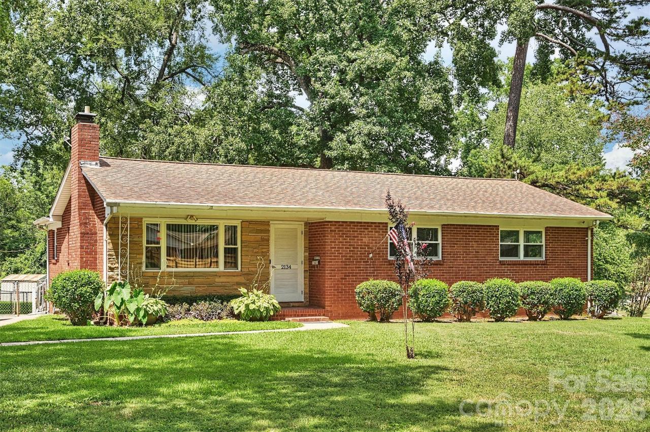2134 Bromwich Rd., Charlotte, NC 28208