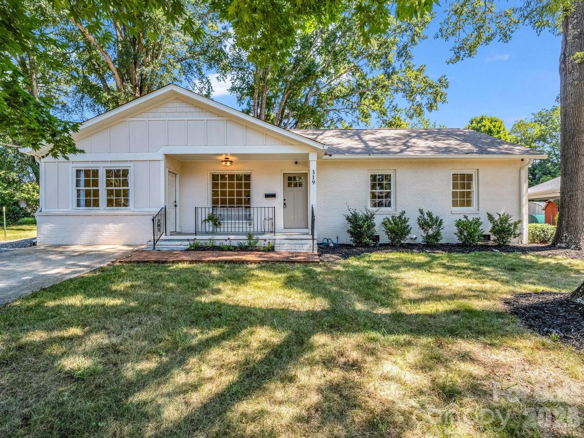 319 Arlington St., Forest City, NC 28048