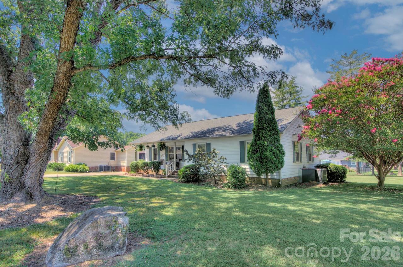 2603 Cherokee Ct., Gastonia, NC 28056