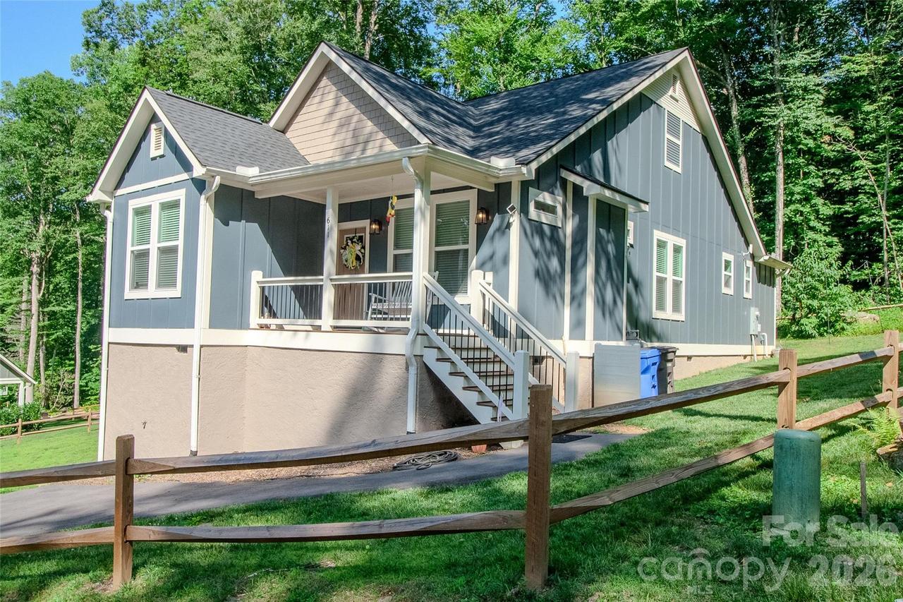 611 Twinbrook Ln., Maggie Valley, NC 28751