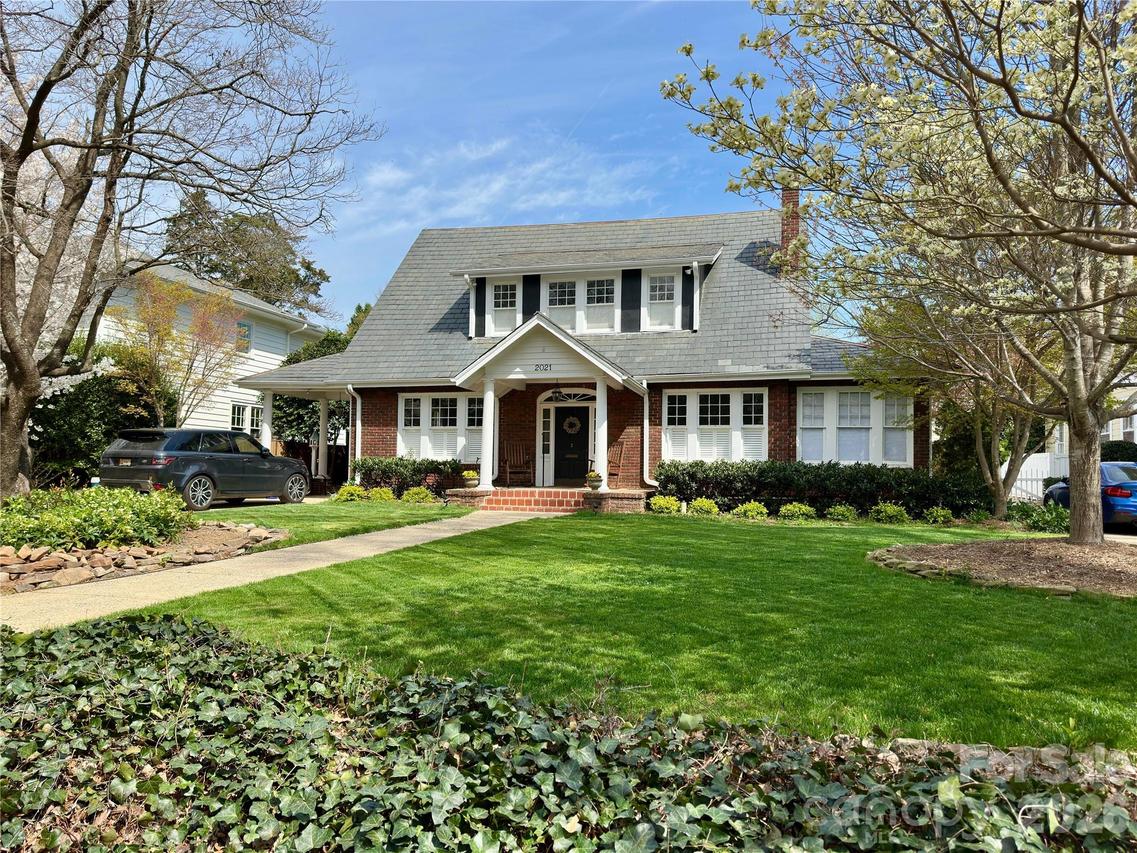 2021 Dilworth Rd., Charlotte, NC 28203