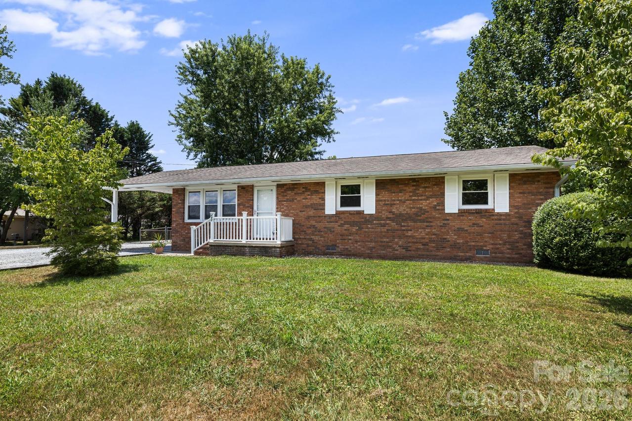 490 Ecusta Rd., Brevard, NC 28712