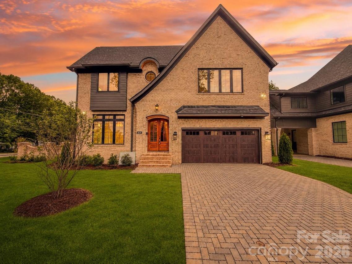 4828 Walker Rd., Charlotte, NC 28211