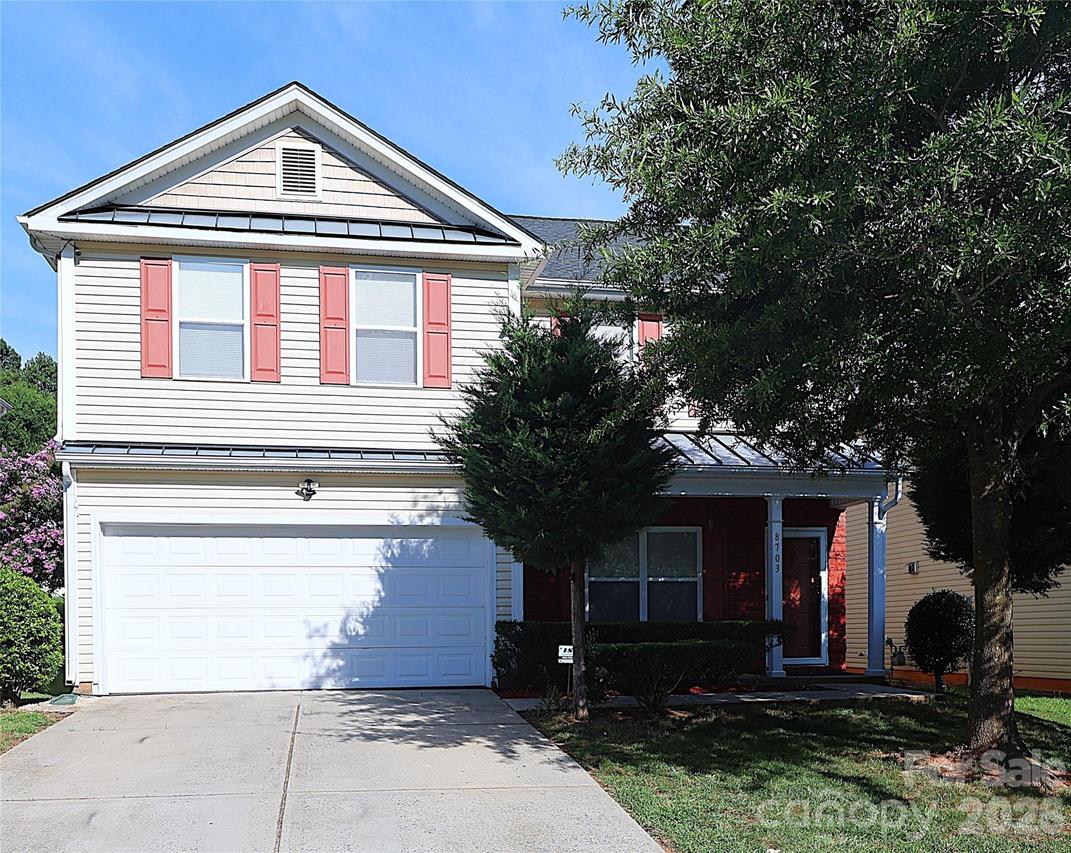 8703 Earthenware Dr., Charlotte, NC 28269