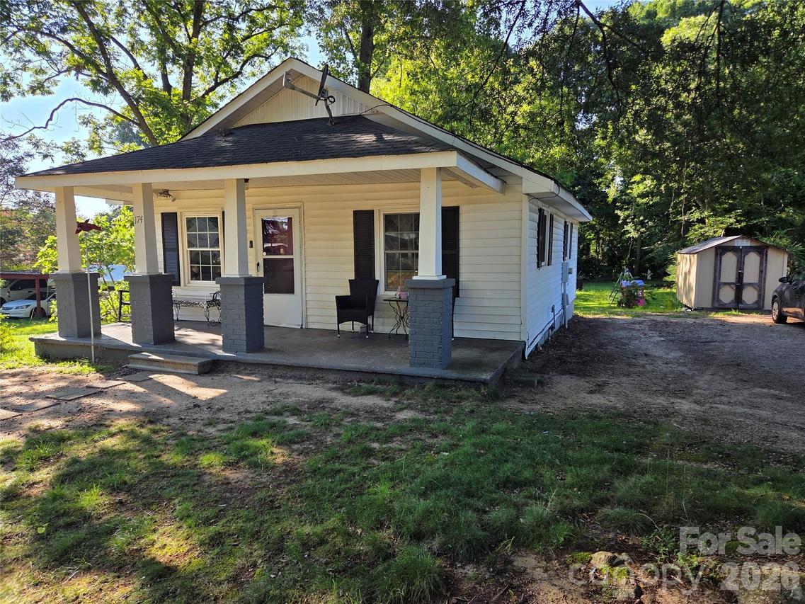 174 Cannon Ave., Concord, NC 28025