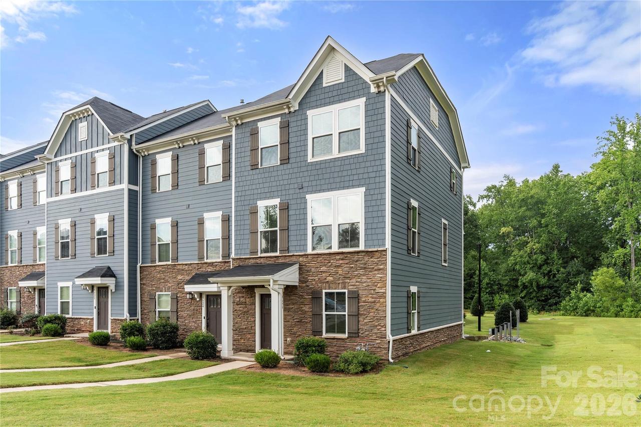 10620 Overlook Mountain Dr., Charlotte, NC 28216