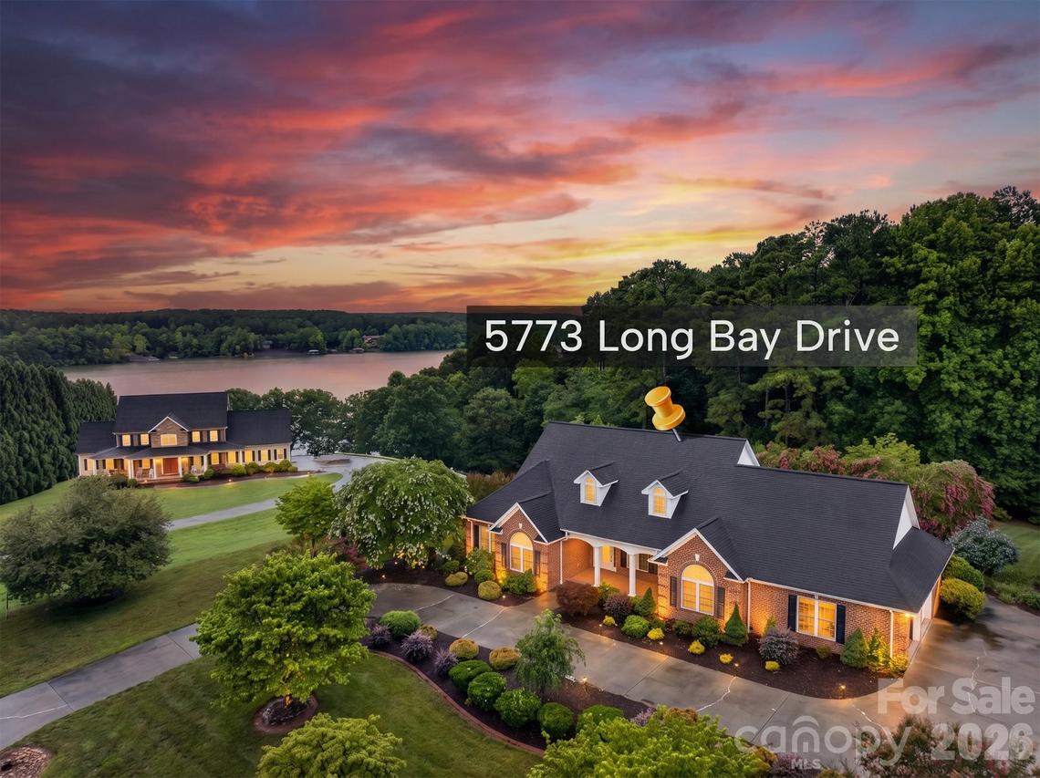 5773 Long Bay Dr., Granite Falls, NC 28630